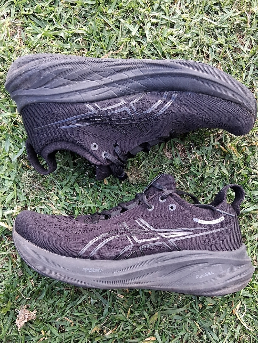 Asics Gel Niumbus 26 Womens Black Running Shoes